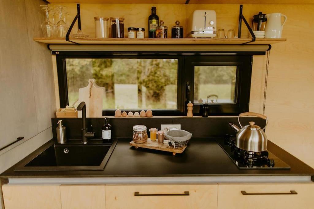 Parcel Tiny House I Elevage Du Puits Carre Villa Dame-Marie  Екстериор снимка